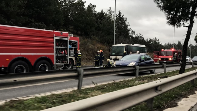 λεωφορειο φωτια