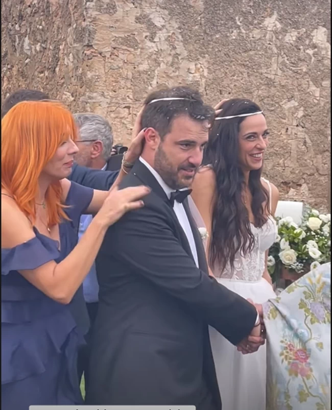 γαμος