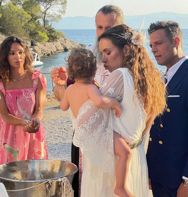 Αρετή Θεοχαρίδη