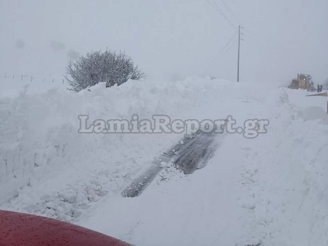Δερβενοχώρια χιόνι