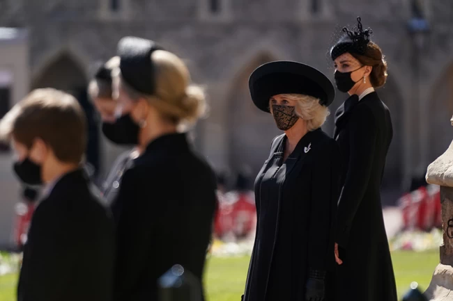 Κέιτ Μίντλετον: Η εμβληματική πένθιμη εμφάνιση ήταν φόρος τιμής στην πριγκίπισσα Νταϊάνα