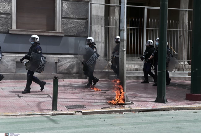 Επεισόδια Σύνταγμα