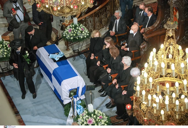 ΚΗΔΕΙΑ ΠΑΠΟΥΛΙΑ