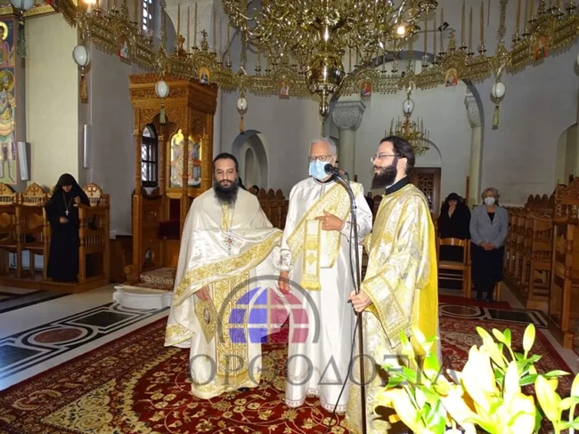 λινος