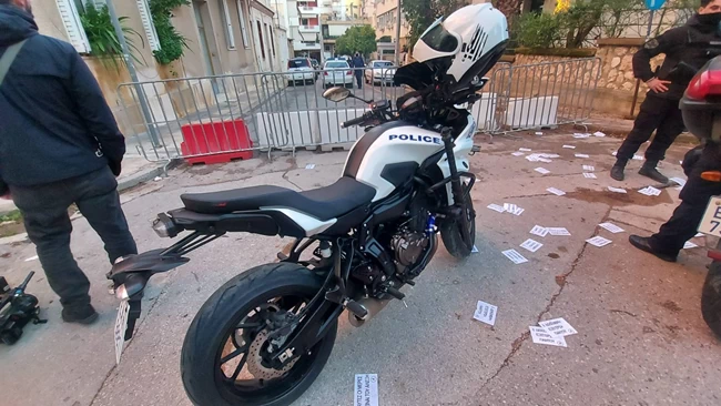 κολωνός