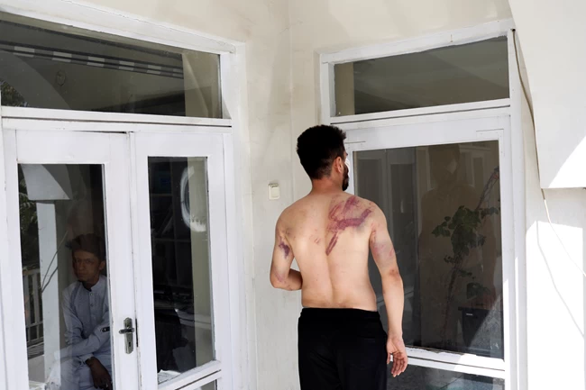 ΔΗΜΟΣΙΟΓΡΑΦΟΙ ΒΑΣΑΝΙΣΜΟΣ 2