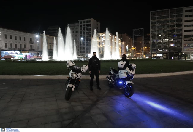 Ερημες πόλεις μετά τις 12.30 η Αθήνα και η Θεσσαλονίκη- Δεν κυκλοφορούσε ψυχή [εικόνες}