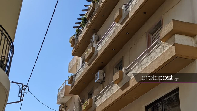 Ηράκλειο: Ξεσήκωσε τα δικαστήρια ο μητροκτόνος - Δεν μπορούσαν να τον συγκρατήσουν οι αστυνομικοί Έγκλημα Ηράκλειο