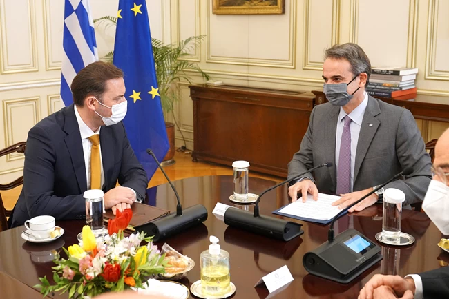 Μητσοτάκης σε ΥΠΕΞ Βόρειας Μακεδονίας: Επιτακτική η ανάγκη πλήρους εφαρμογής της Συμφωνίας των Πρεσπών