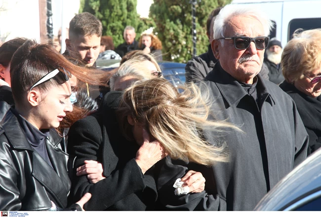 ΚΗΔΕΙΑ ΣΑΛΑΜΙΝΑ
