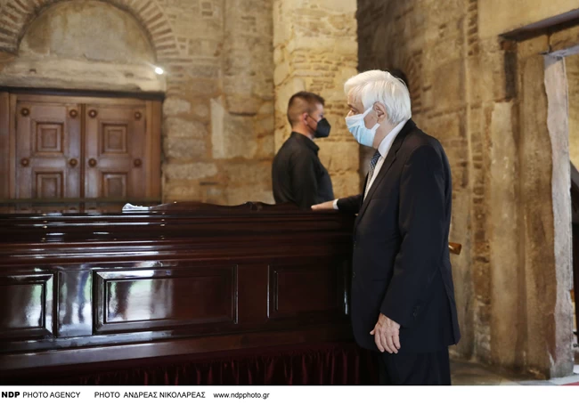 ΚΗΔΕΙΑ ΜΙΚΗ