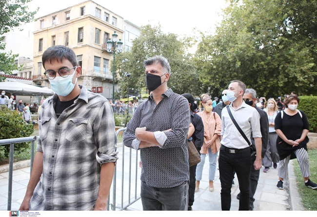 Φοίβος Δεληβοριάς