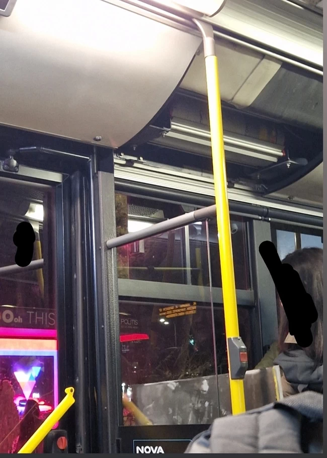 ΛΕΩΦΟΡΕΙΟ ΚΟΜΜΑΤΙ