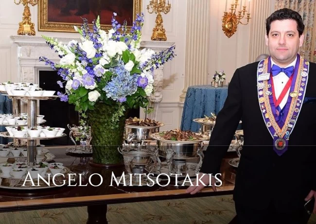 Ενας Μητσοτάκης στον Λευκό Οίκο: Ο σεφ ξάδελφος του πρωθυπουργού που θα μαγειρεύει για τον Τζο Μπάιντεν