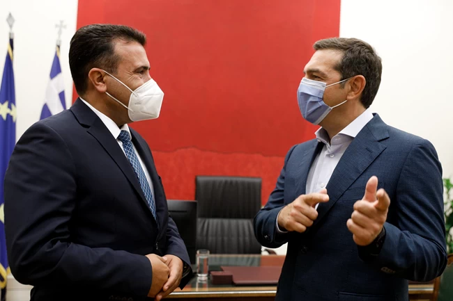 Τσίπρας με Ζάεφ: Χαίρομαι που η ΝΔ σέβεται και δίνει μάχες για τη Συμφωνία των Πρεσπών