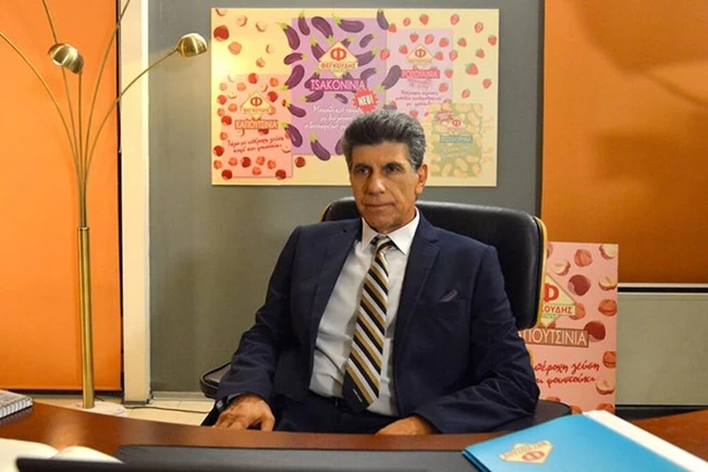 ΣΕ ΞΕΝΑ ΧΕΡΙΑ