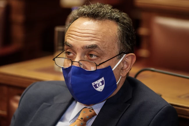 Θετικός στον κορονοϊό βουλευτής της ΝΔ - Τι γράφει σε ανάρτησή του
