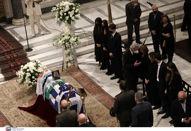 Κηδεία φώφης γεννηματά