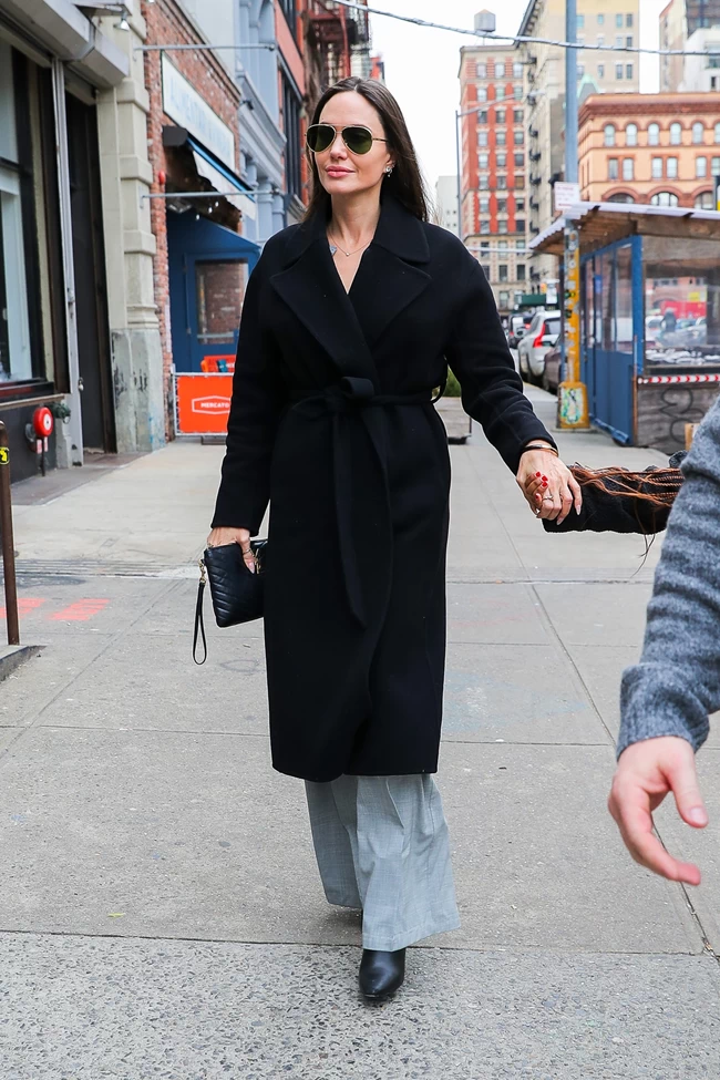 Jolie