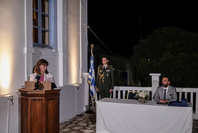 ΚΑΤΕΡΙΝΑ ΣΑΚΕΛΛΑΡΟΠΟΥΛΟΥ