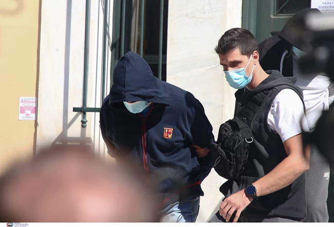 Φρίκη χωρίς τέλος στα Σεπόλια: Σε διαδικτυακή πλατφόρμα "ψάρευε" πελάτες ο 53χρονος για τη 12χρονη - Τα ψεύτικα προφίλ