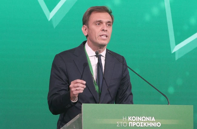 Δημήτρης Μάντζος