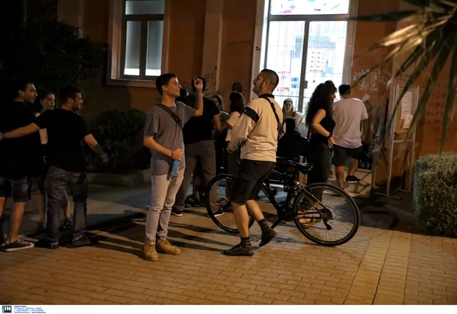 Πλατεία Χαλανδρίου Κόσμος 3