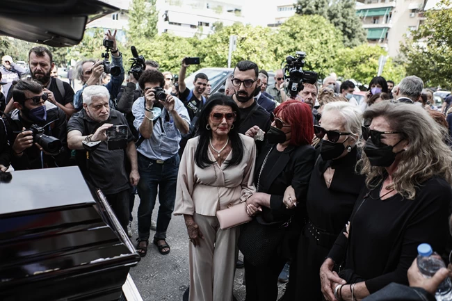 ΚΗΔΕΙΑ ΚΑΡΑΓΙΑΝΝΗ