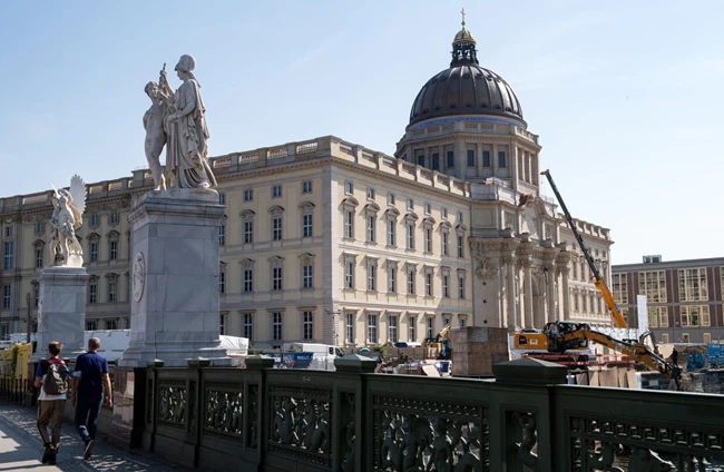 Humboldt Forum: Ανοίγει στο Βερολίνο το μεγαλύτερο πολιτιστικό συγκρότημα στην Ευρώπη