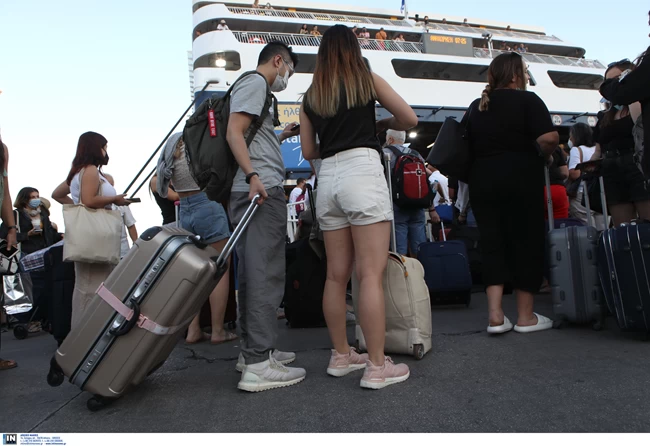 Καιρός: 40άρια το Σαββατοκύριακο - Επιμένουν τα μελτέμια – Με τι καιρό έρχεται  ο Αύγουστος