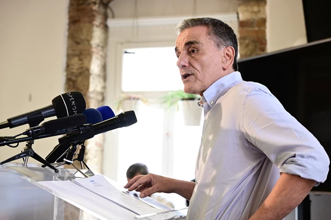 Σε περιδίνηση ο ΣΥΡΙΖΑ: Ξεκαθαρίζουν όλα στην ΚΕ το Σαββατοκύριακο - Προεξοφλημένη η αποχώρηση της Ομπρέλας