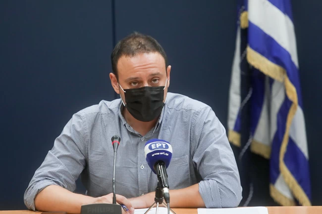Κορονοϊός - Υποχρεωτική χρήση μάσκας μέσα και έξω αν υπάρχει συγχρωτισμός - Όλες οι αλλαγές