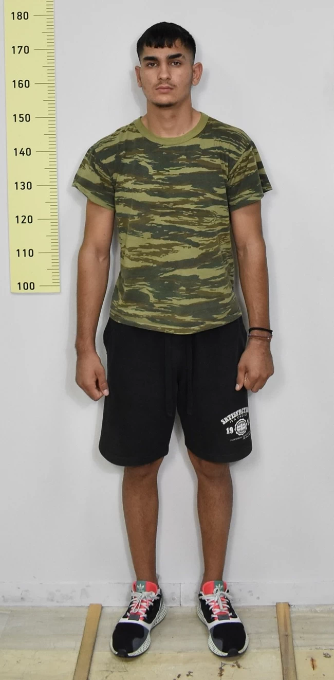 Ληστές - Καλύβια