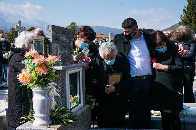 ΚΗΔΕΙΑ ΚΑΡΑΙΒΑΖ