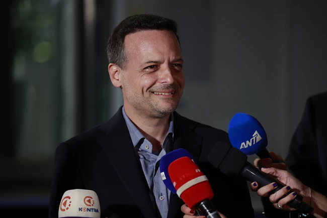 ΧΑΡΗΣ ΔΟΥΚΑΣ