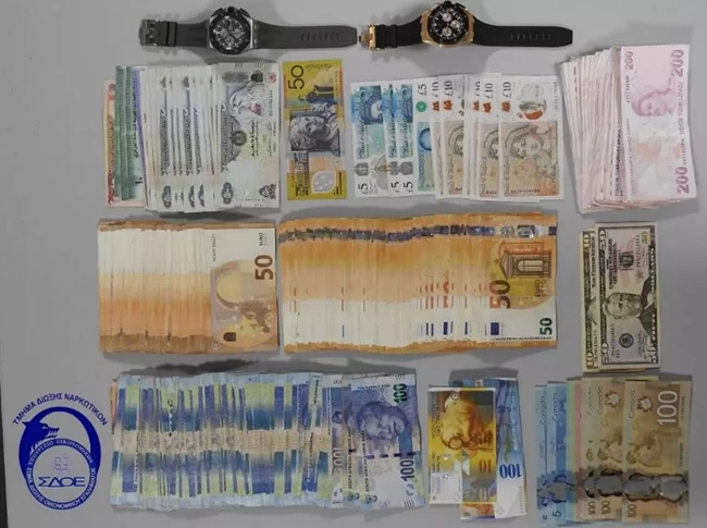 ΣΥΛΛΗΨΗ ΝΑΡΚΩΤΙΚΑ 52ΧΡΟΝΟΣ