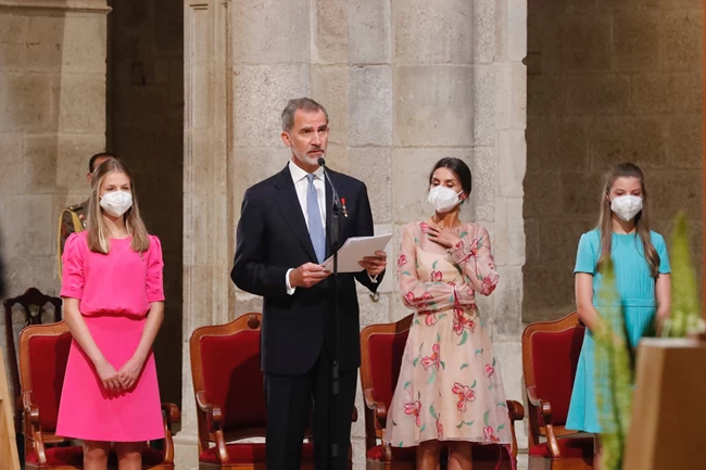 princess leonor queen letizia