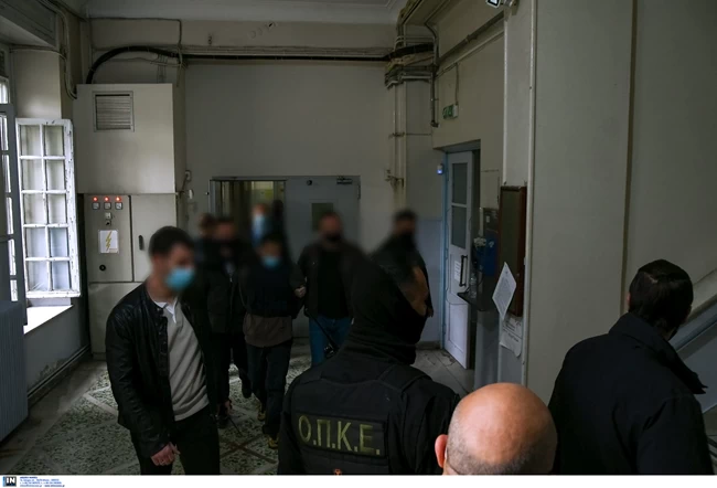 Φονικό στη Μακρινίτσα: Αυτός είναι ο 31χρονος δράστης που σκότωσε τα δύο αδέλφια - Παραληρούσε στο κελί - "Θόλωσα"