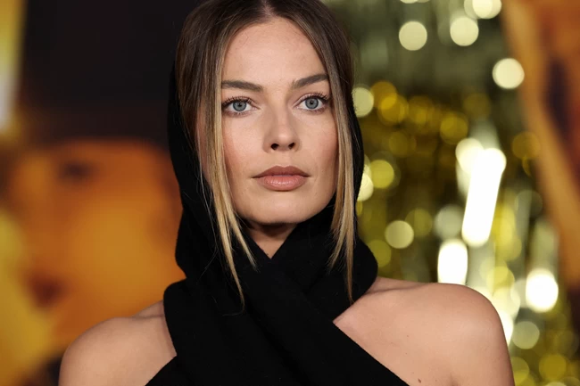 MARGOT ROBBIE