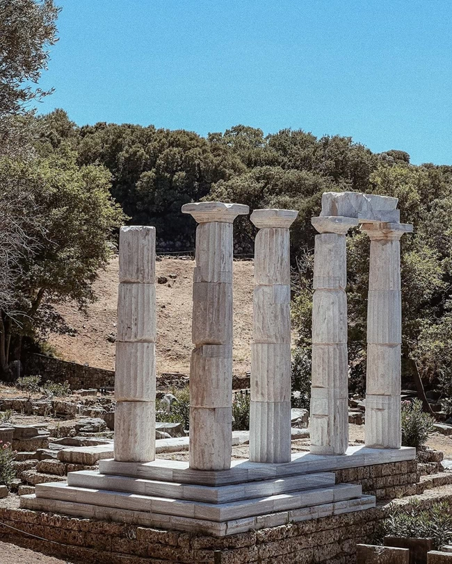 αρχαια