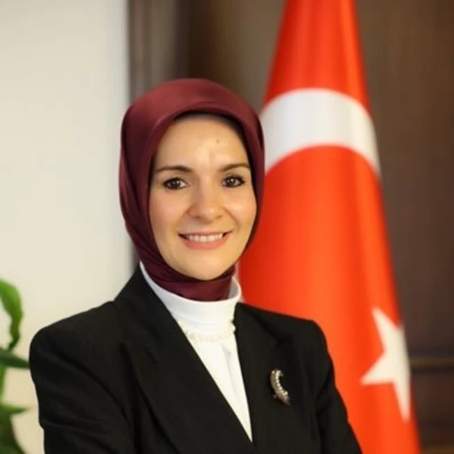 ΥΠΟΥΡΓΌΣ ΕΡΝΤΟΓΑΝ