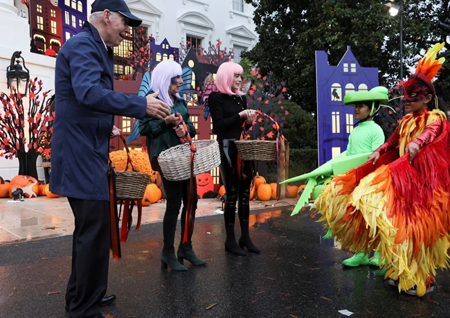 ΜΠΑΙΝΤΕΝ HALLOWEEN