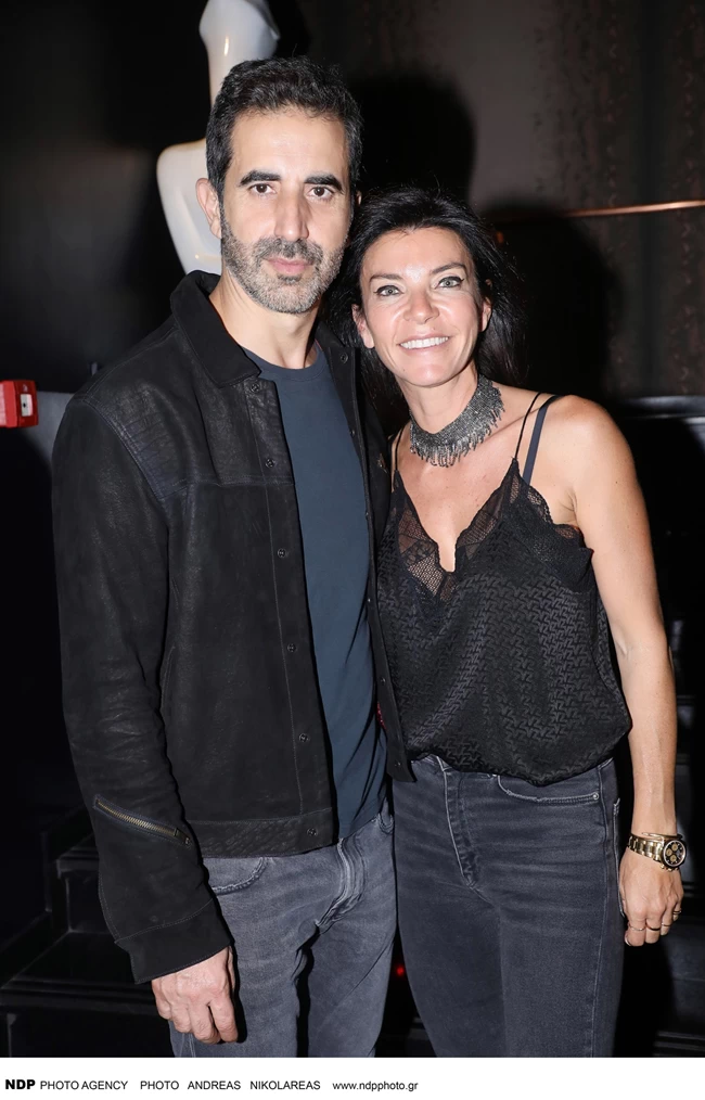Μαρίνα Βερνίκου: Η glam rock εμφάνιση με skinny jeans και το αγαπημένο της statement τσόκερ