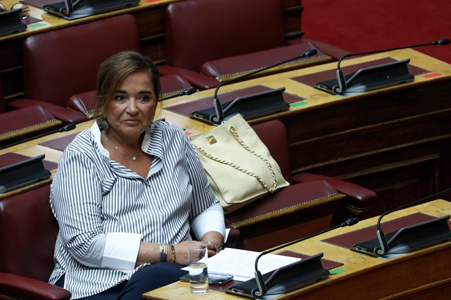 ΝΤΟΡΑ ΜΠΑΚΟΓΙΑΝΝΗ