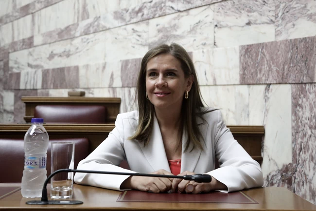 ΖΩΗ ΡΑΠΤΗ