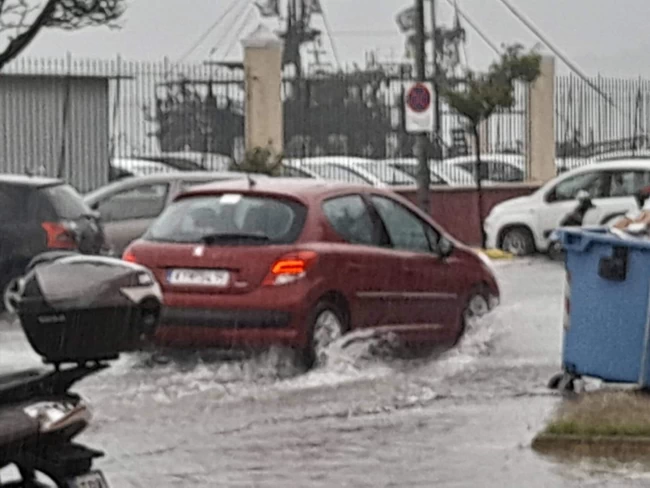 ΚΕΡΚΥΡΑ ΒΡΟΧΗ