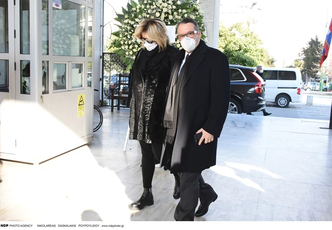 ΚΗΔΕΙΑ ΚΟΝΤΟΜΗΝΑ