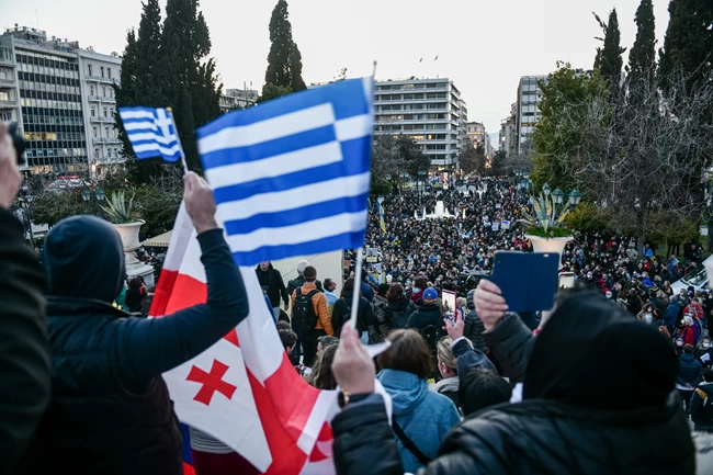 Αντιπολεμικό συλλαλητήριο στο Σύνταγμα