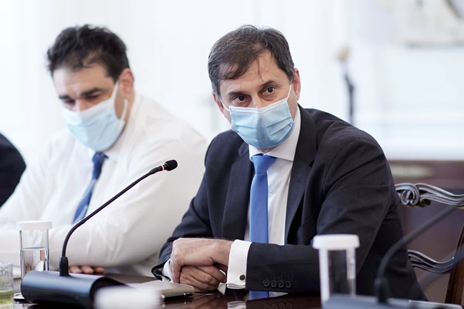 Χάρης Θεοχάρης