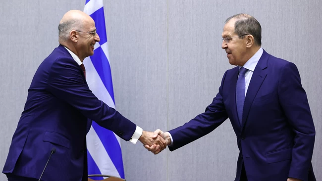 Δένδιας - Λαβρόφ: Αποσταθεροποιητικός ο ρόλος της Τουρκίας - Πιθανή επίσκεψη Μητσοτάκη εντός του έτους στη Ρωσία